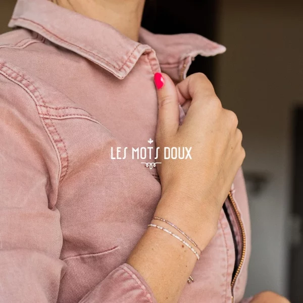Bracelet blanc irisé code morse "Maman'' - à cocher
