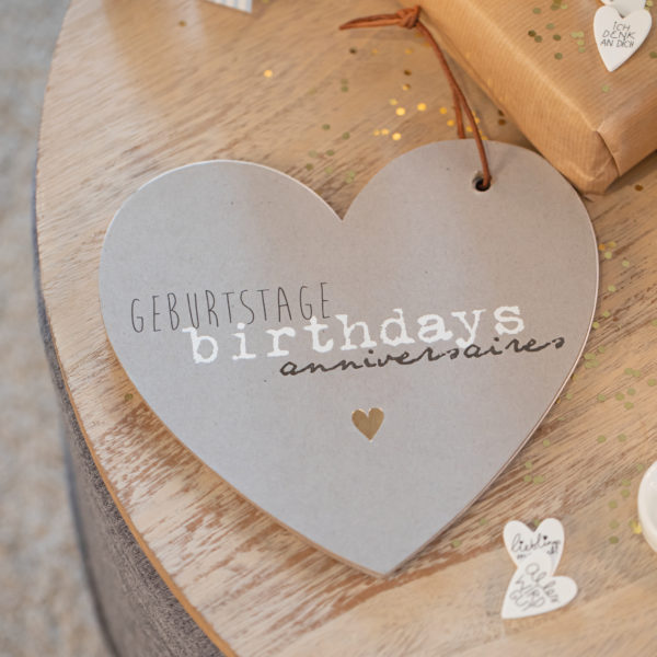 Calendrier des anniversaire en forme de coeur – Image 4