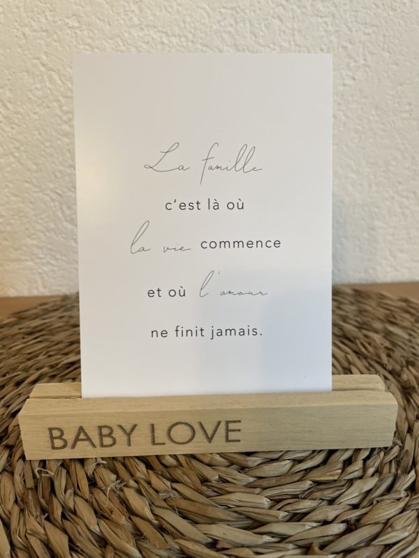 Socle en bois pour photo ''Baby Love en majuscule - 15 cm