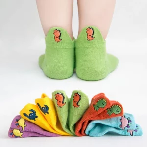 Lot de 5 paires de chaussettes multicolor avec un dino brodé sur le talon taille 12-24 mois
