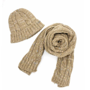 Ensemble écharpe et bonnet couleurs camel