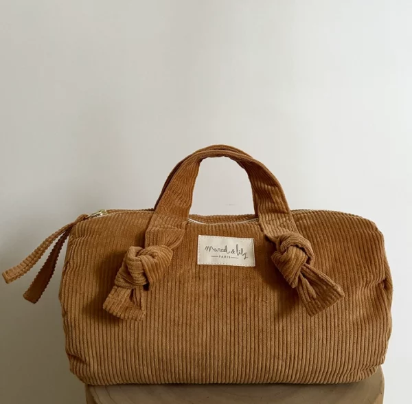 Mini sac polochon en velours - Caramel – Image 4