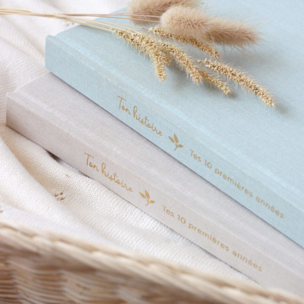 Livre souvenirs coloris couverture lin céladon  ''Ton histoire tes 10 premières années'' – Image 10
