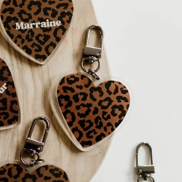 Porte clefs coeur léopard