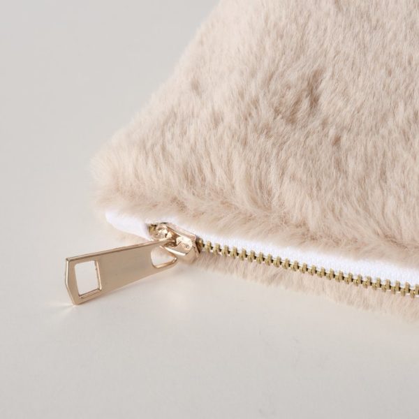 Trousse en fourrure (2 coloris) – Image 3