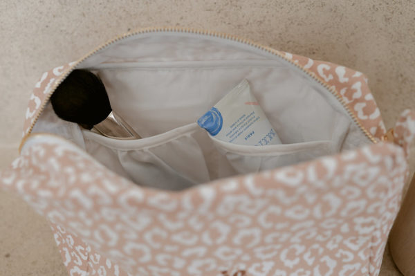 Trousse de toilette Léopard marron - A la vie à l'amour – Image 3