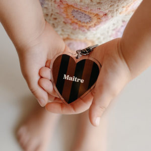 Porte-clés coeur rayures marron Maître