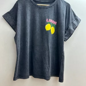 T-shirt effet délavé imprimé avec citron LIMON