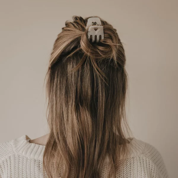 Pince à cheveux 🤍 blanc nacré – Image 3