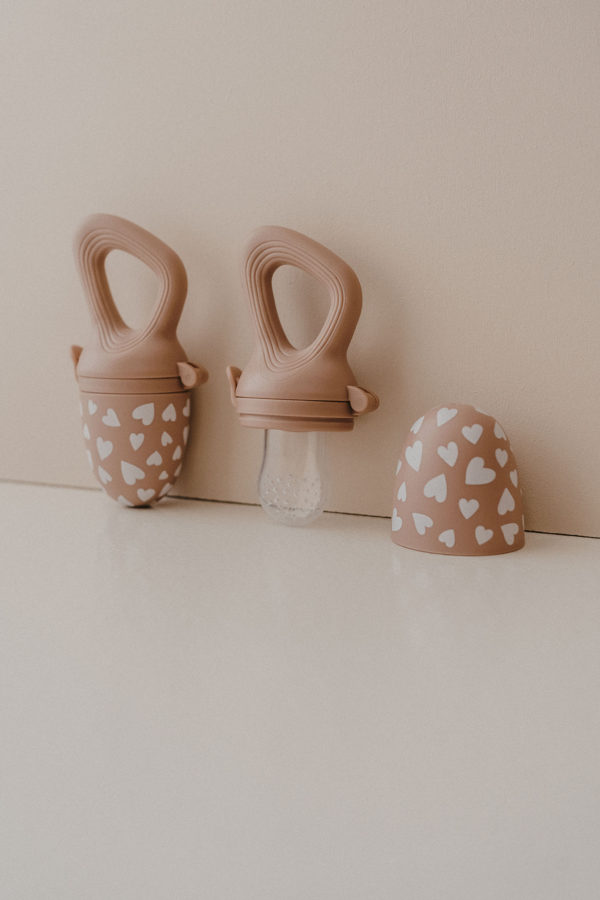 Tétine grignoteuse - Fall in love Taupe – Image 2