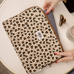 Housse ordinateur Léopard coeur