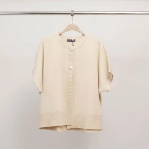 Gilet col rond manches courtes à boutons recouverts