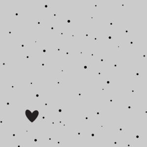 Petites serviettes gris clair avec de fins points et un coeur noir