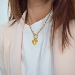 Collier Cora doré Coeur strié