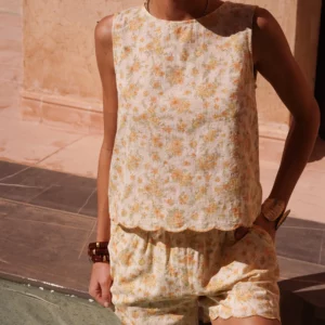 Top fleuri tons jaunes Racha