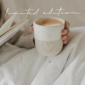 Tasse en grès sans anse - Mama avec grand coeur